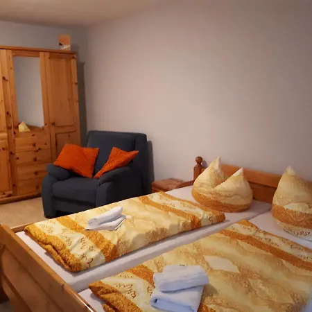 Zum Faesschen Otel Raben Steinfeld