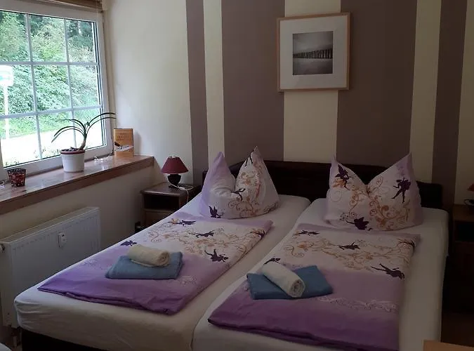 Zum Faesschen Hotel Raben Steinfeld